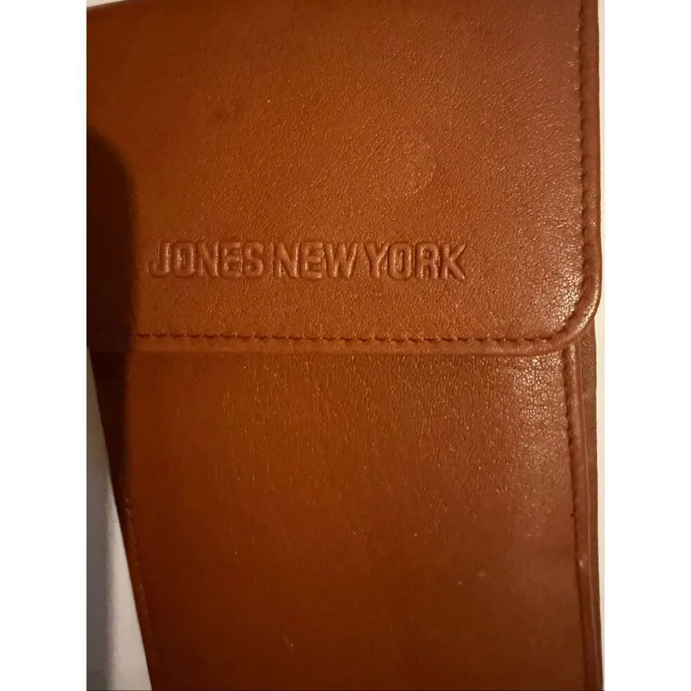 Jones New York Women's Leather Travel Purse Crossbody Wallet Bag Brown NWOT